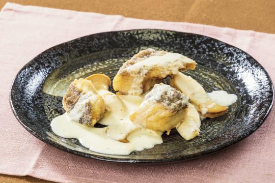 真鯛の唐揚げ 柚子こしょうクリームソース