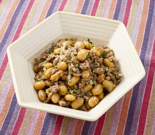 ご飯によく合う！
大豆とひき肉の甘みそ炒め