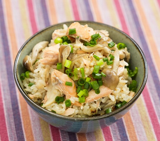 鮭ときのこの
炊き込みご飯