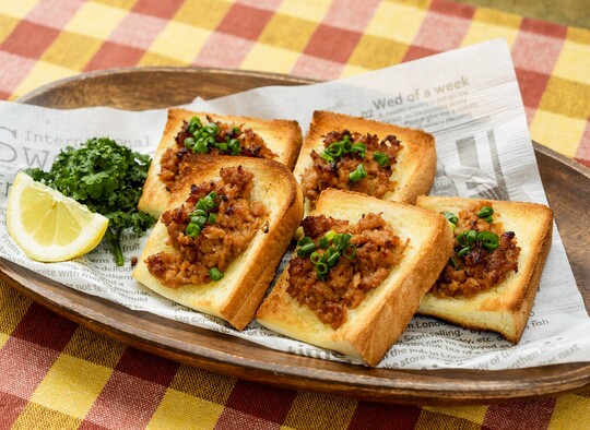 かつおフレークの
みそマヨトースト