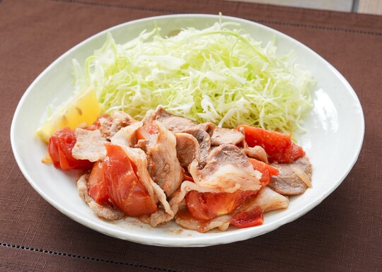 トマトと豚肉の
しょうが焼き
