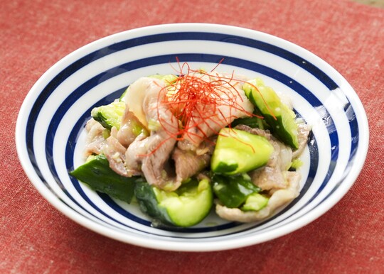 たたききゅうりと
豚肉のサラダ